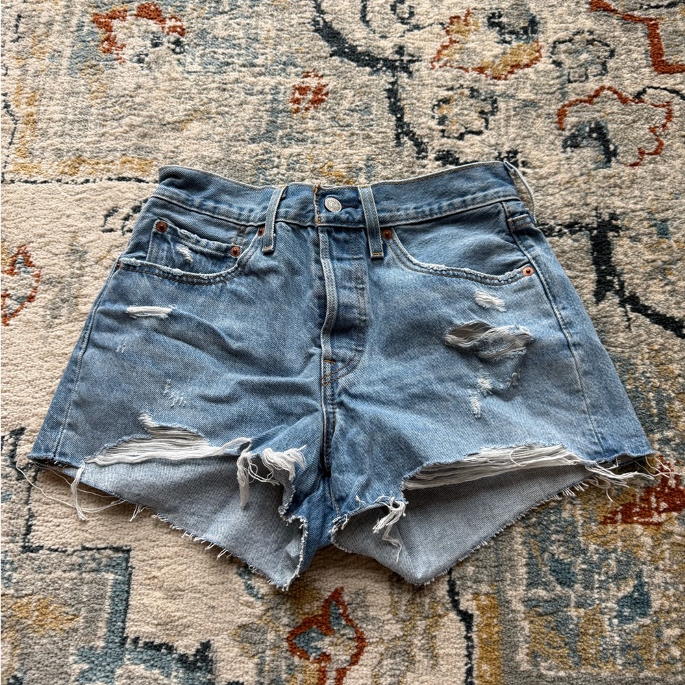 Levi’s 501 Jean shorts, size 25